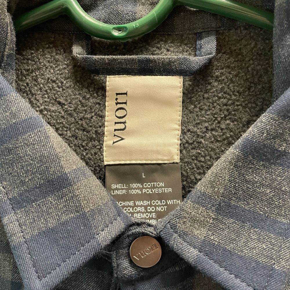 Vuori Size Large Men Shirt/Jacket